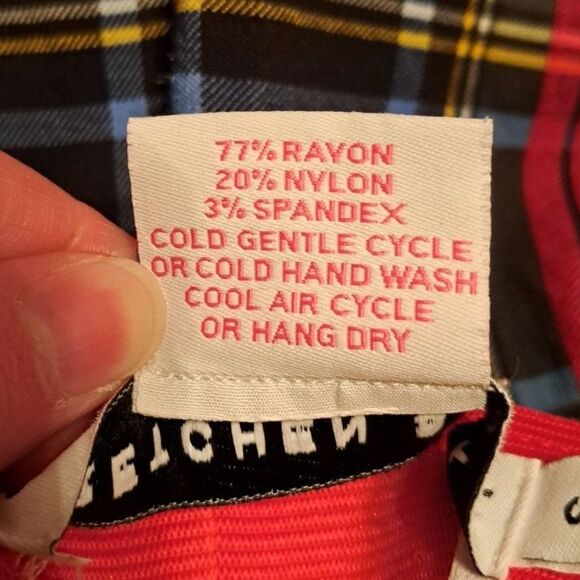 Gretchen Scott Gripe Less Tartan Pull-on Plaid Pants Size Small Ankle Crop - Picture 13 of 13